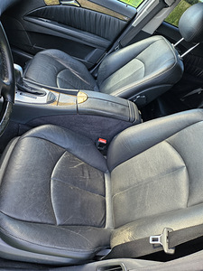 Mercedes-Benz E 220 2.1 R4 CDI T 110kW (5 foto / 15)