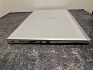 HP Elitebook 850 G6 15", I5-8365U, AMD Radeon 550X, 8GB Ram, (7 foto / 10)