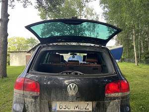 M/V Volkswagen Touareg (11 foto / 15)