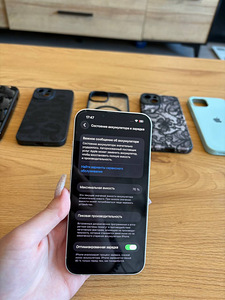 iPhone 13 (1 фото из 2)