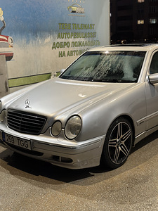 Mercedes Benz (2 foto / 6)