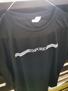 Uus Emporio kirjaga t-särk, suurus L (3 foto / 3)