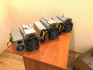 Antminer d3 19.3 с блоком