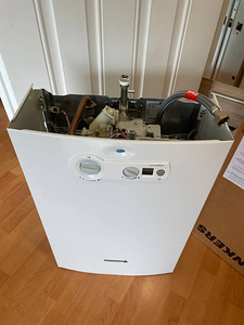 Gaasiveesoojendi (uus) / Geiser (uus) (2 foto / 2)