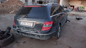 Mercedes benz C200 W204 2008a varuosad (2 foto / 7)