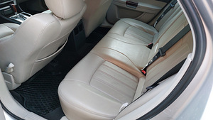 Chrysler 300c 3.0crd automat 2007a.varuosad (7 foto / 8)