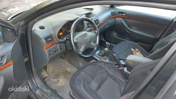 Toyota avensis t25 2.0d4d Запасные части (фото #4)