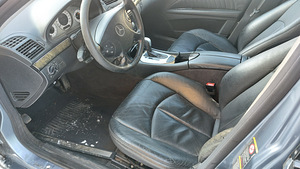 Mercedes benz E270 W211 Varuosad (5 foto / 8)