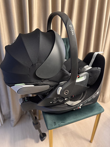 Cybex Cloud T i-size + isofix turvahäll (1 foto / 3)