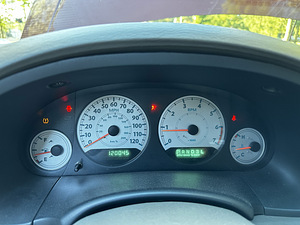 Chrysler Voyager Stow n' Go 3.8 V6 LPG (15 фото из 15)