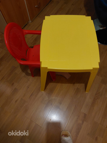 Стол и стул в одни руки (фото #1)