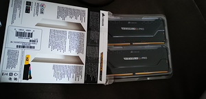 Corsair Vengeance PRO RGB 16gb (2x8) 2933MHz (1 foto / 3)