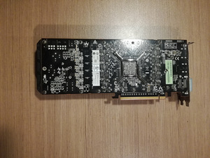 AMD Radeon R9 290X 4GB (3 foto / 4)