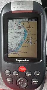 Raymarine RC400 GPS kaardiplotter (2 foto / 2)
