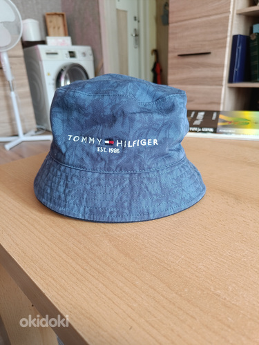 Продам шляпу Томми Хилфигера (фото #1)