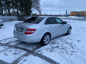 Мерседес-Бенц С 320 3.0 CDI 165квт (3 фото из 7)