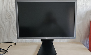 LED IPS Monitor HP EliteDisplay 24" Ülihea seisukord (2 foto / 4)