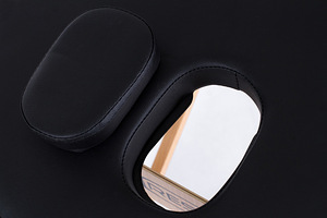 Массажный стол (кушетка) RESTPRO® Classic Oval 2 Black (чёрн (4 фото из 10)