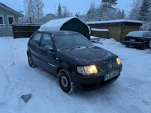 Volkswagen Polo (2 foto / 5)