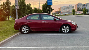 Honda Civic 1.8 103 kW (3 foto / 14)