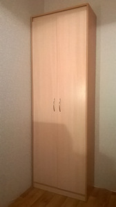 Хороший шкаф б/у для прихожей.