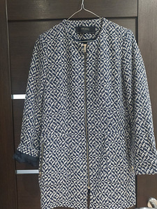 Zara Basic удлинённый пиджак на замке, размер М.