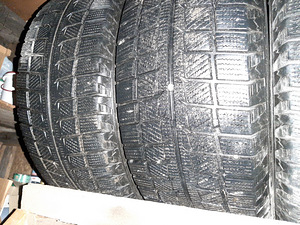 Шины 225/50 / r17 (2 фото из 10)
