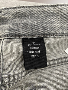 H&M teksapüksid meestele (3 foto / 3)