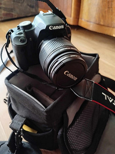 Canon EOS Kiss x3 (5 foto / 5)