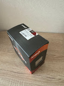 AMD Ryzen 7 5800X (1 фото из 1)