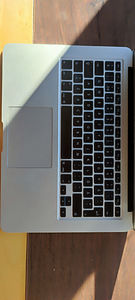 MacBook air mid 2013 (3 foto / 4)
