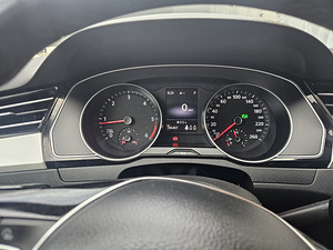 Volkswagen Passat b8 2018 (6 фото из 9)