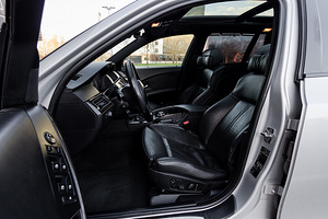 BMW 530 M-pakett (13 foto / 15)