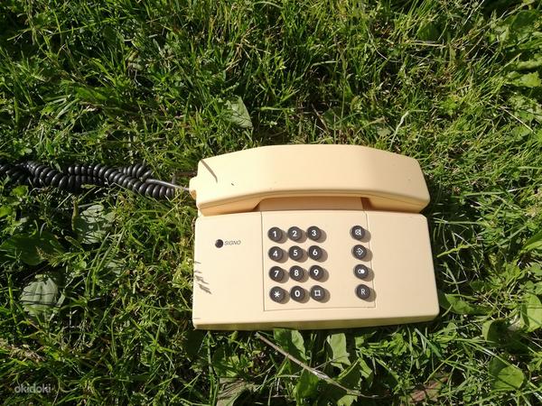 Настольный телефон (фото #1)