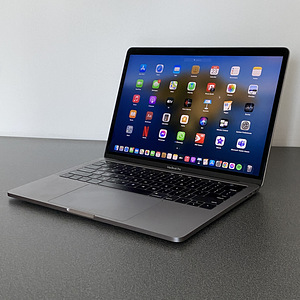 Macbook Pro 13" 2016 Touch Bar (1 foto / 9)