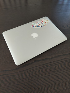 Apple MacBook Air 13", 2015, Intel Core i5 (2 foto / 2)
