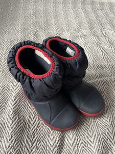 Crocs c9