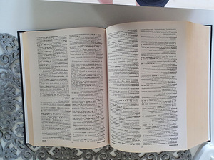 Oxford russian- english dictionary sõnaraamat (2 foto / 3)