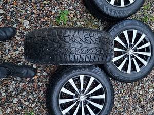 Зимние шины Pirelli R15 на литых дисках 5×114.3 5*114.3 (2 фото из 4)