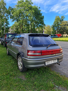 Mazda 323 1.6 (4 фото из 5)