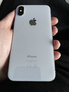 iPhone X 64gb (1 foto / 4)