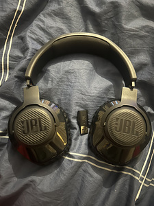 Jbl quantum 100  			