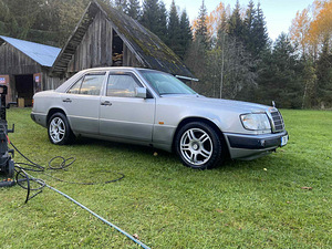 W124 E230 (3 фото из 3)