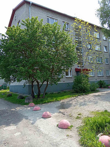 Продам квартиру (2 фото из 7)