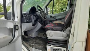 Volkswagen Crafter (3 foto / 9)