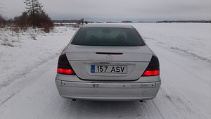 Mercedes-Benz E270 (2 foto / 9)
