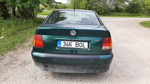 VOLKSWAGEN POLO 1.9D (2 foto / 9)