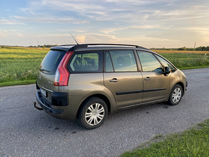 CITROËN C4 PICASSO (2 foto / 10)
