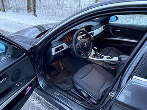 BMW 325 3.0TDI 145KW (4 foto / 9)