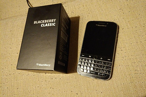 Blackberry Classic Q20 (3 фото из 3)